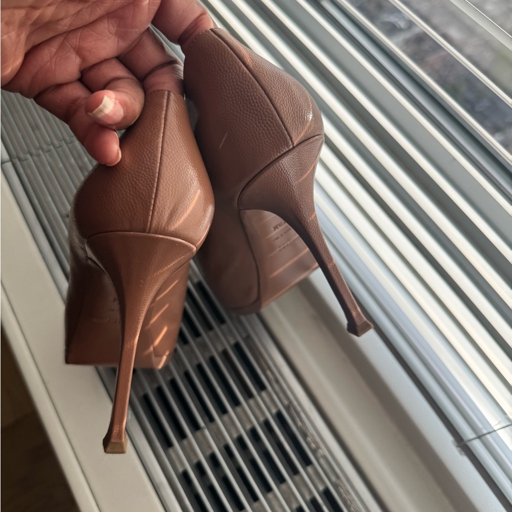 YSL High Heels - Picture 2 of 4